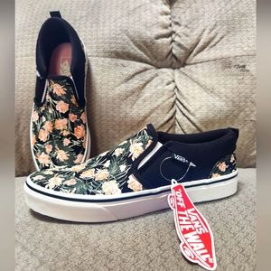 EUC Vans Black Floral Slip-On Sneakers
